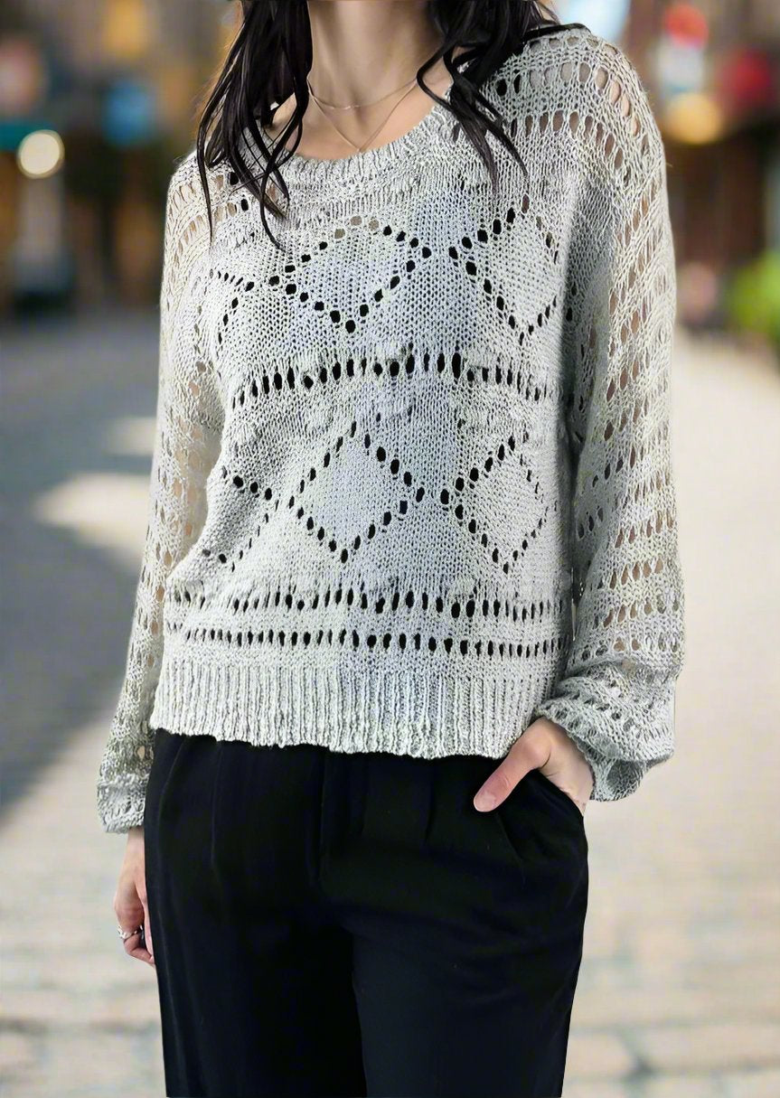 HUNTER LOOSE KNIT SWEATER