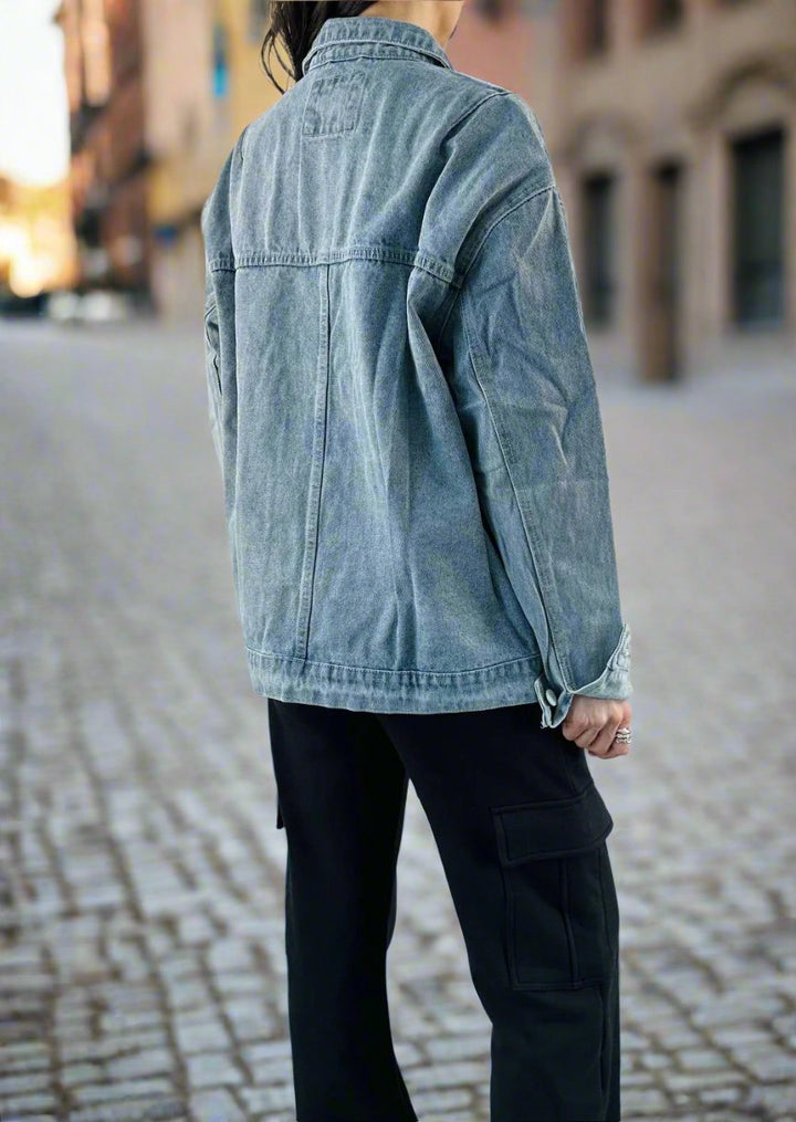 OVERSIZED DENIM BOYFRIEND JACKET