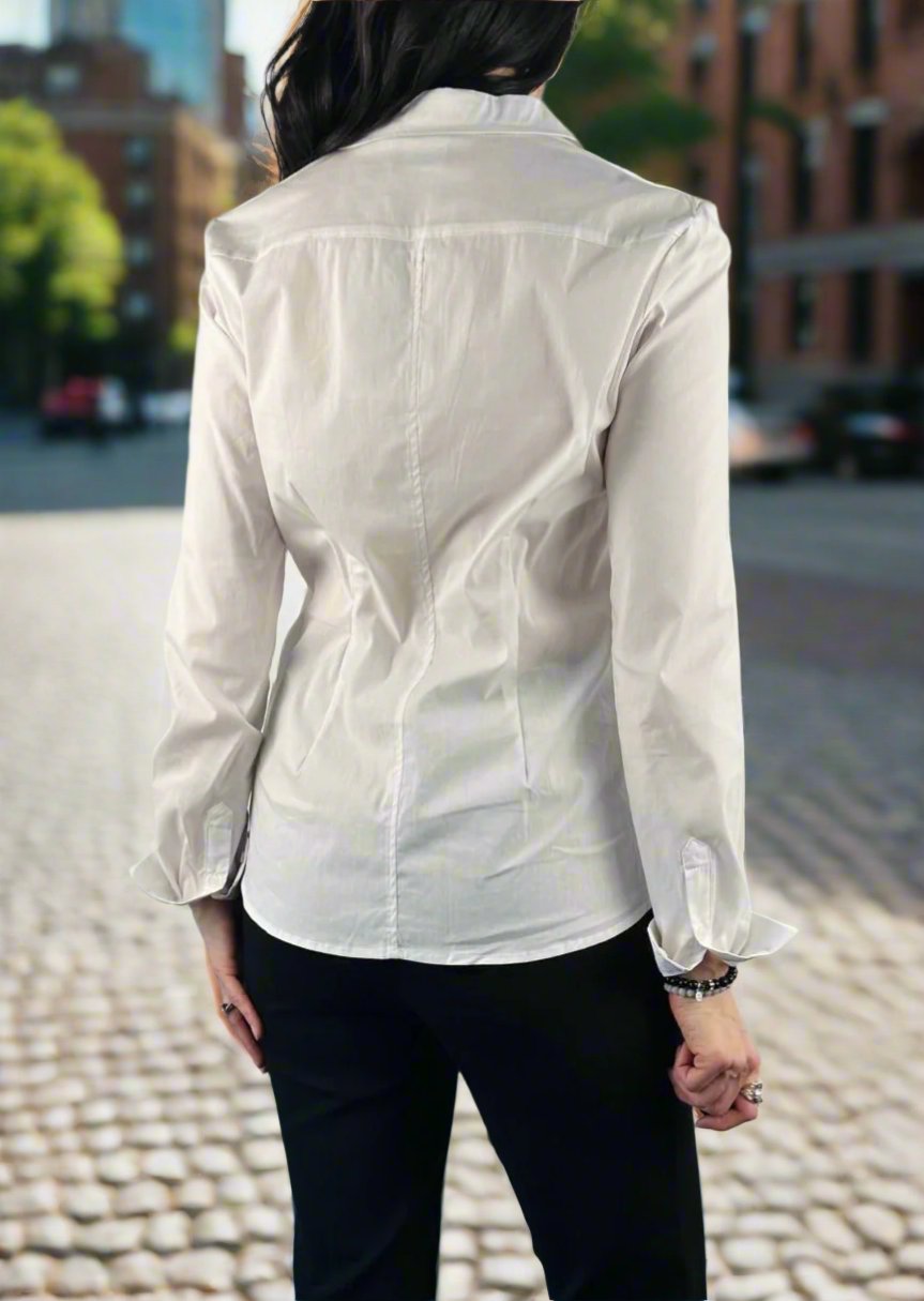 WHITE LONG SLEEVE BUTTON-UP TOP