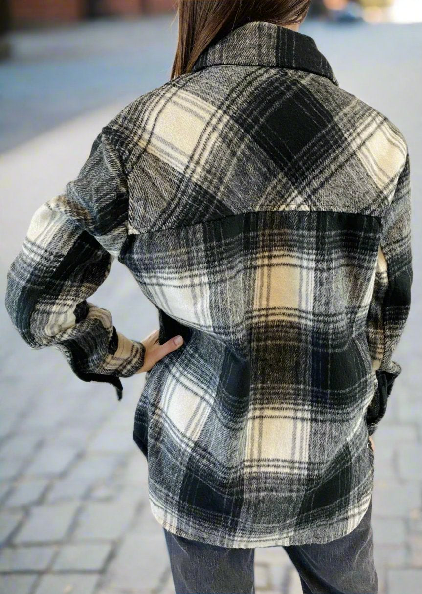 BLACK & WHITE PLAID JACKET