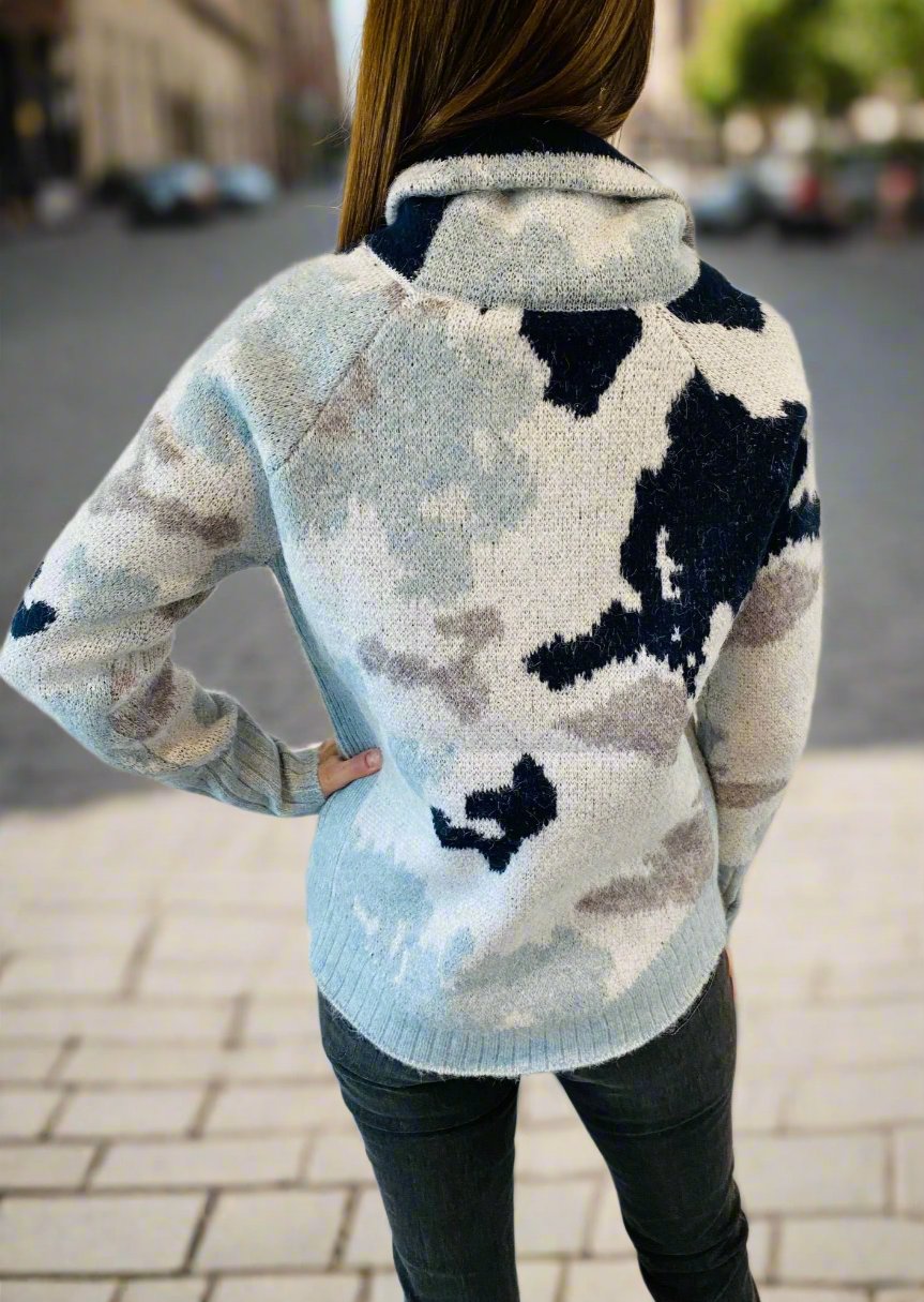 ADVENTURE MOCK NECK BLUE CAMO SWEATER